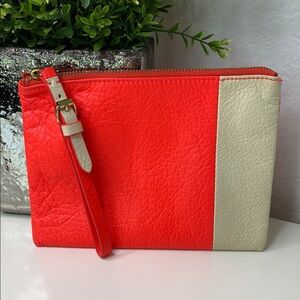 GAP Twotones East West Wristlet Pouch Colorblock‎ Pebbled Leather Pink Vibration